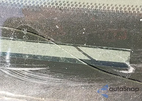 1998 Lexus Es 300 from USA, damaged, VIN JT8BF28G0W5033921